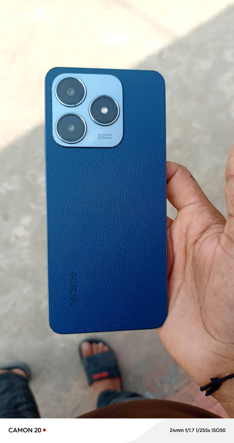 Realme C63 0