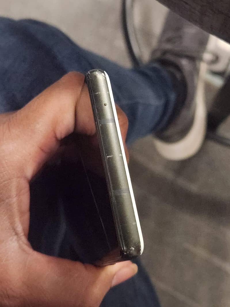 Google Pixel 6a 1