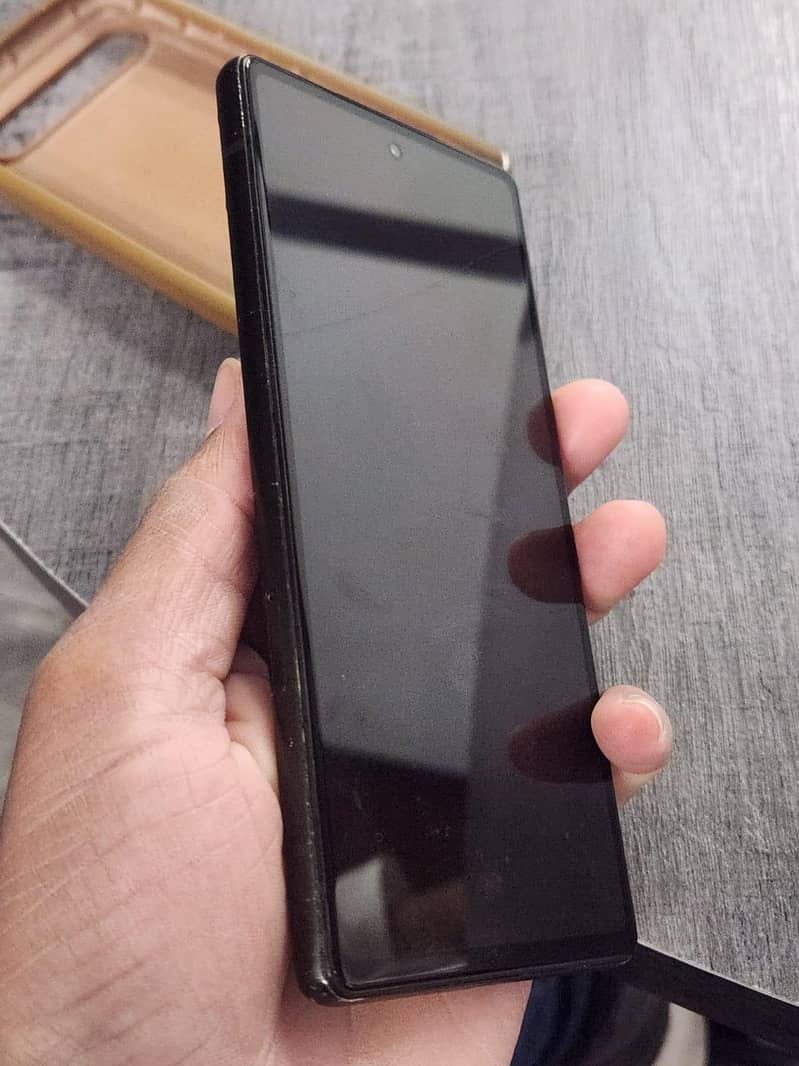 Google Pixel 6a 5