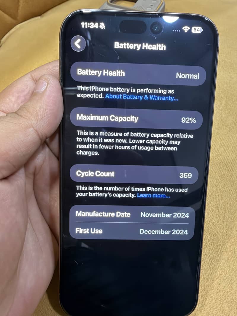 Apple iPhone 16 Pro Max 8