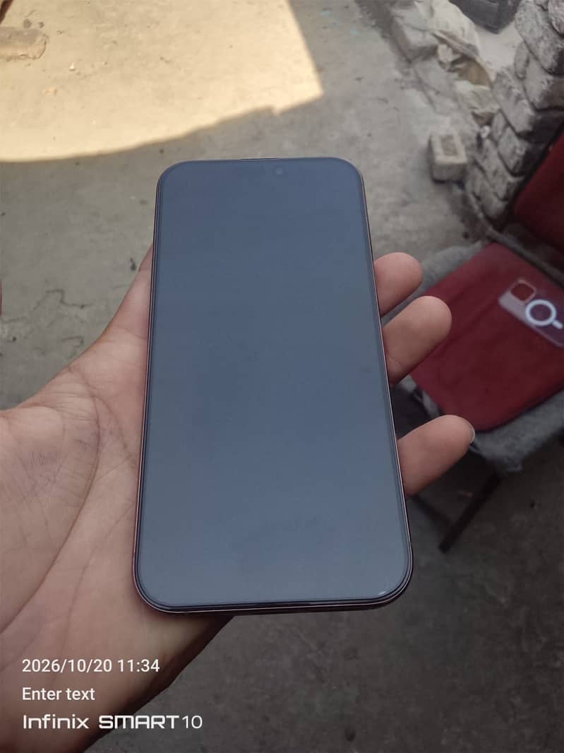 Apple iPhone 16 Pro Max 8
