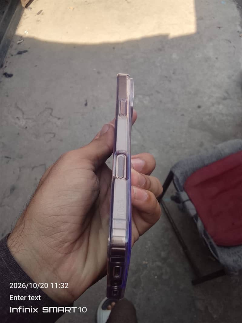 Apple iPhone 16 Pro Max 10
