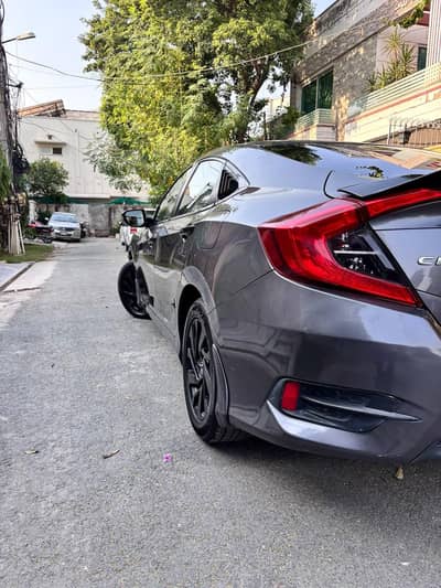 Honda Civic 2017 Oriel Full Option 10 by 10 Condition