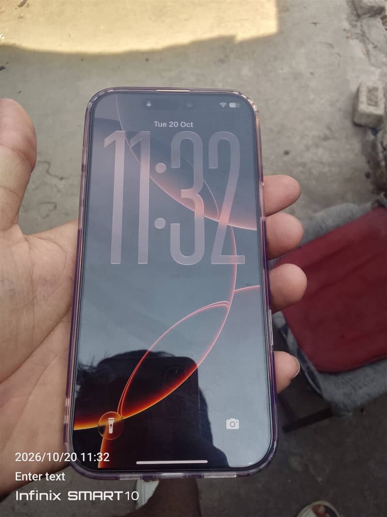 Apple iPhone 16 Pro Max 14
