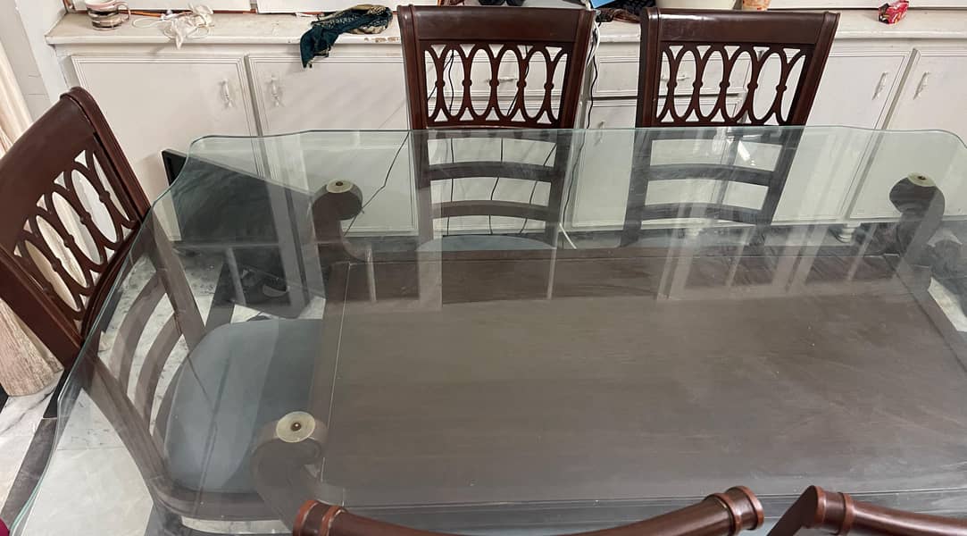 Dining table with 6 chairs 4