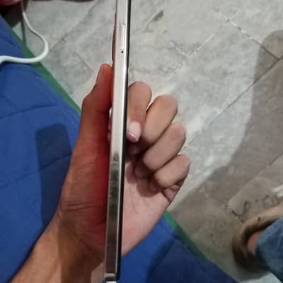 Infinix Note 30