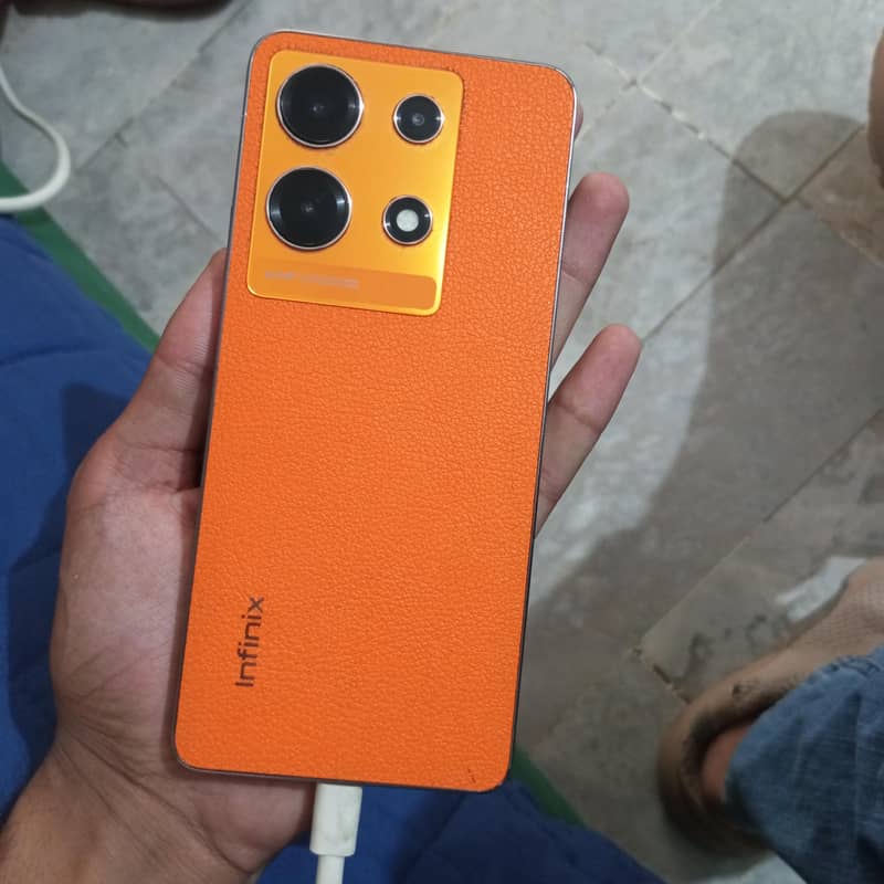 Infinix Note 30 1