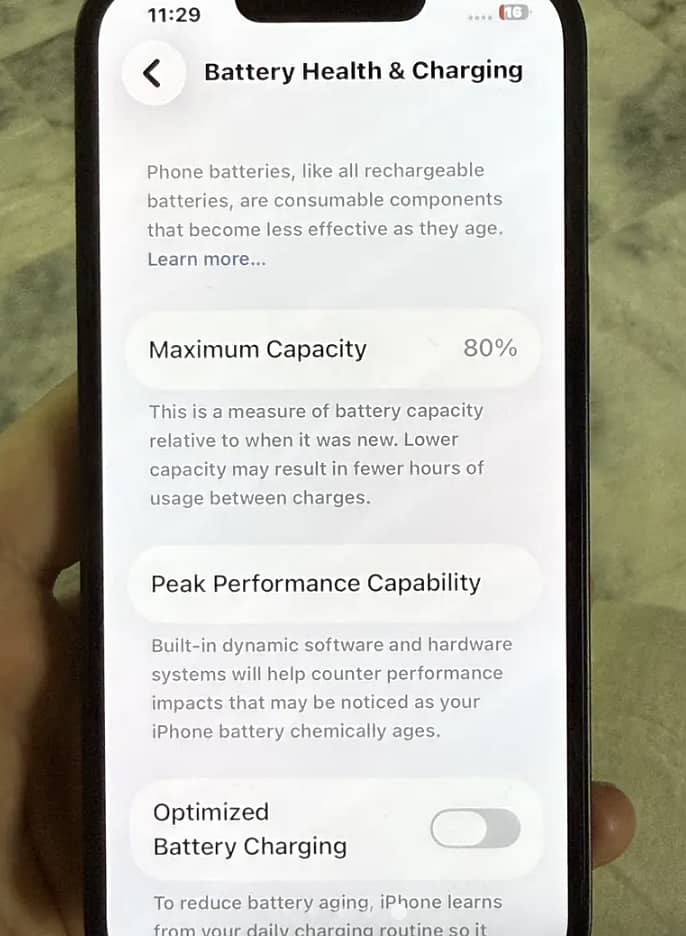 Apple iPhone 13 3