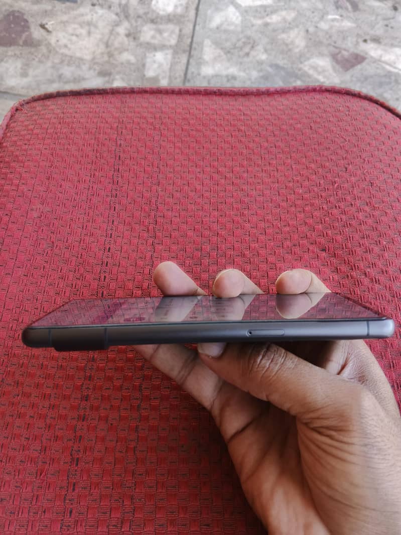 Google Pixel 7 5