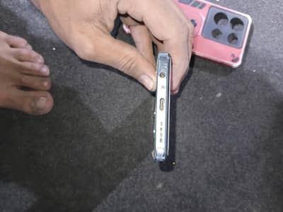 Infinix Note 30