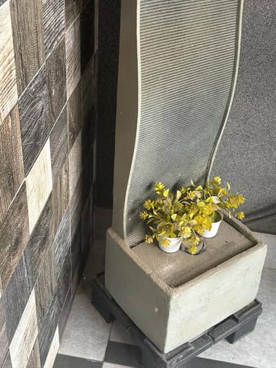 outdoor fiber fountain