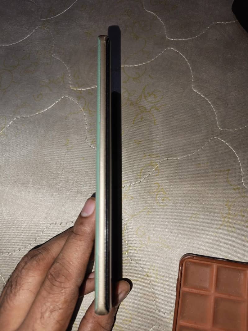 Tecno Spark 20 Pro Plus 6