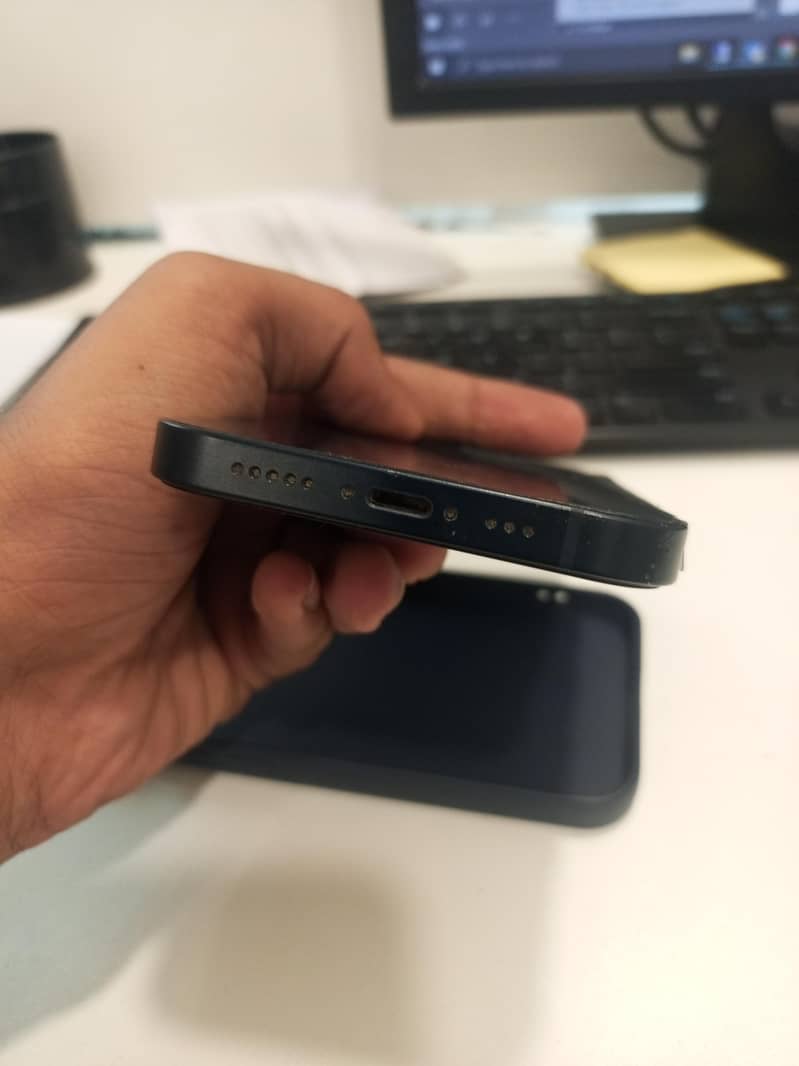 Apple iPhone 14 2