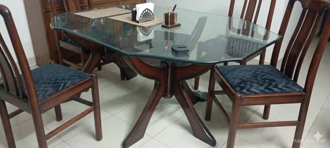 selling 12mm glass top of dinning table  size(6*4)