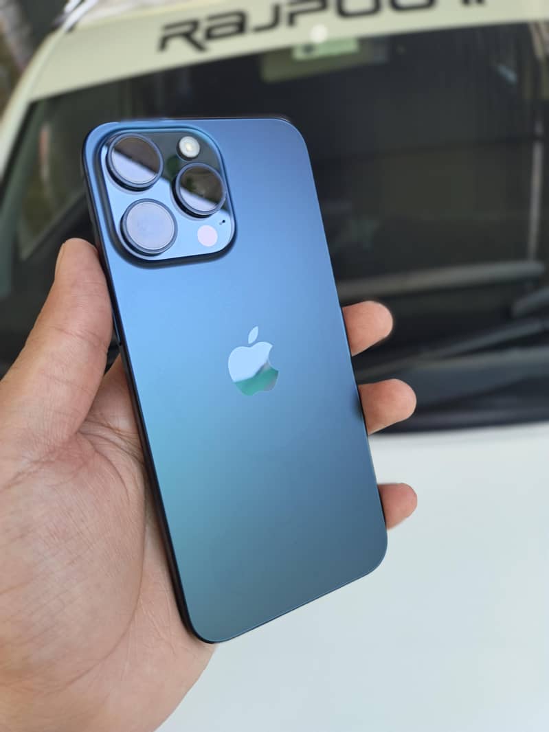 Apple iPhone 15 Pro Max jV 0