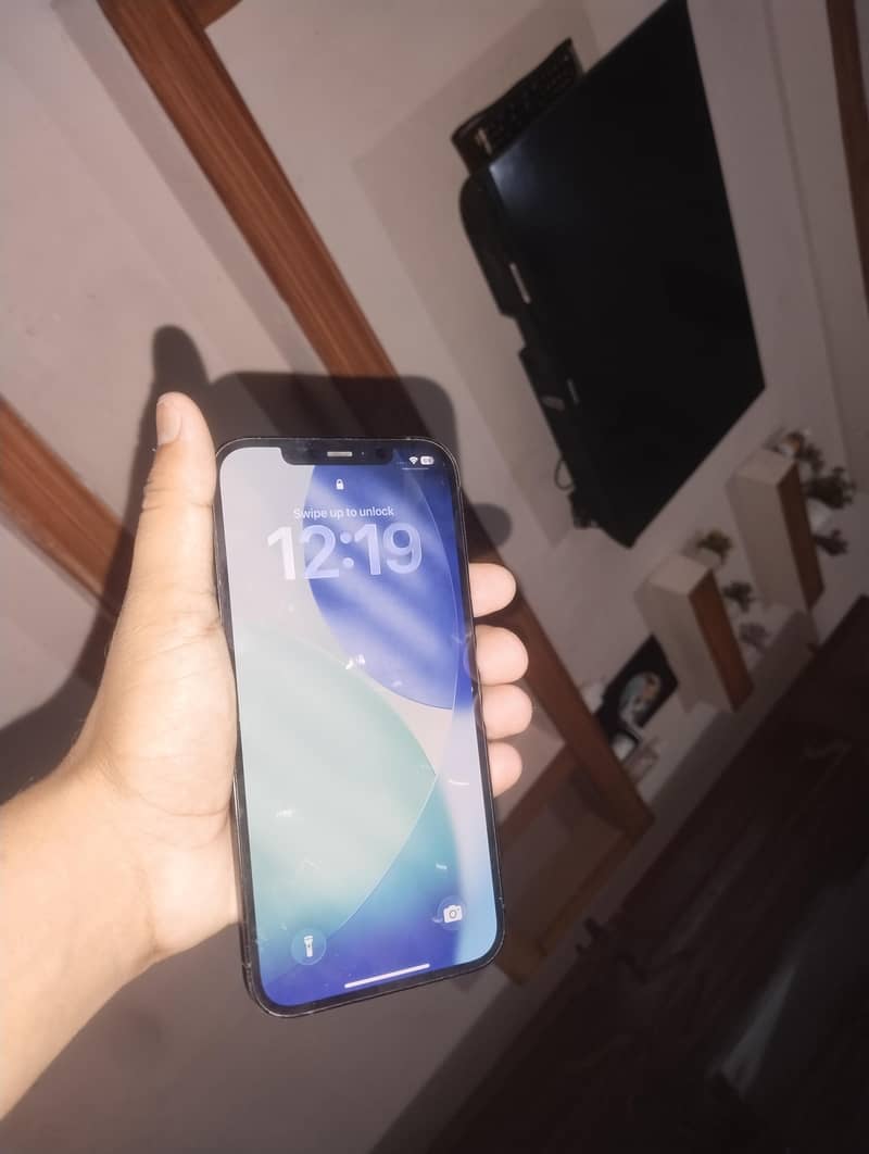 Apple iPhone 12 Pro Max 3