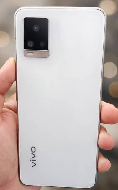 Vivo V20