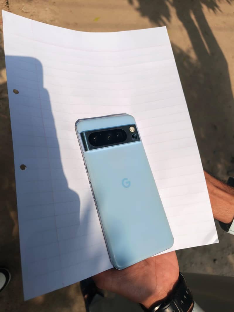 Google Pixel 8 Pro 10