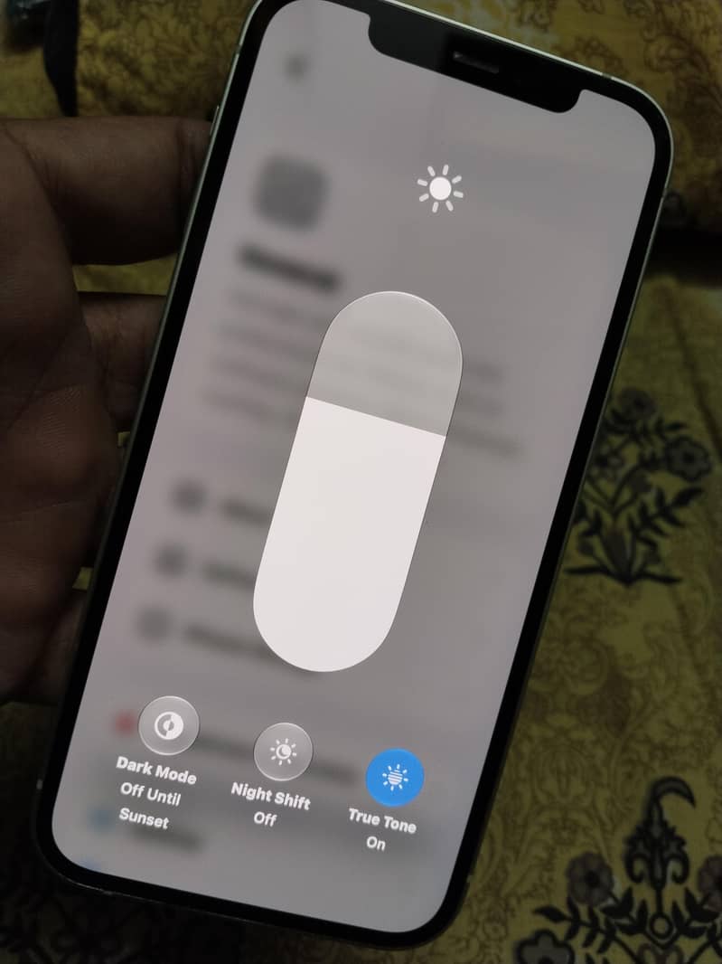 Apple iPhone 12 0