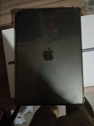 iPad 9th Generation With Box | 10/10 Condition | 86% Battery Hea