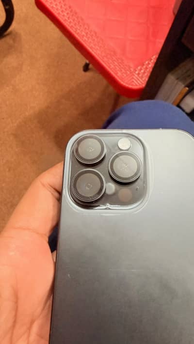 Apple iPhone 16 Pro