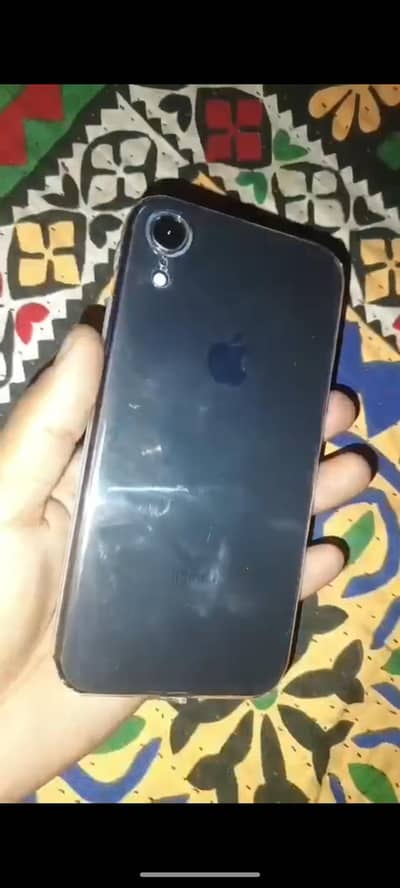 Apple iPhone XR