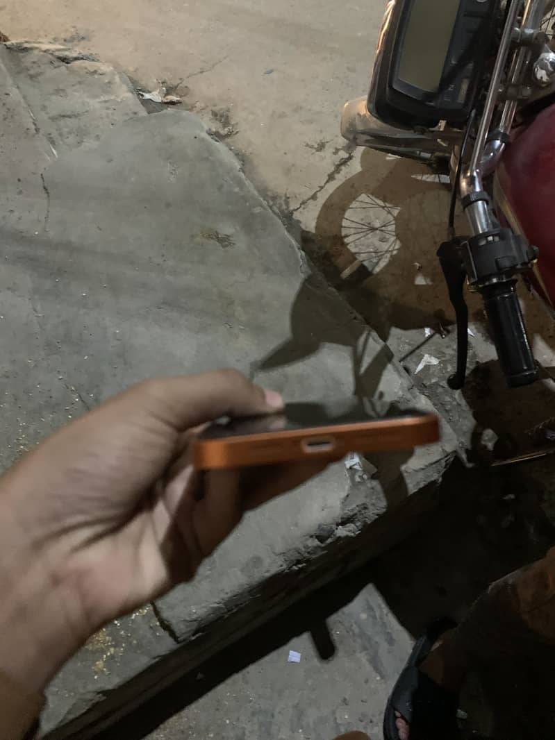 Apple iPhone XR 2