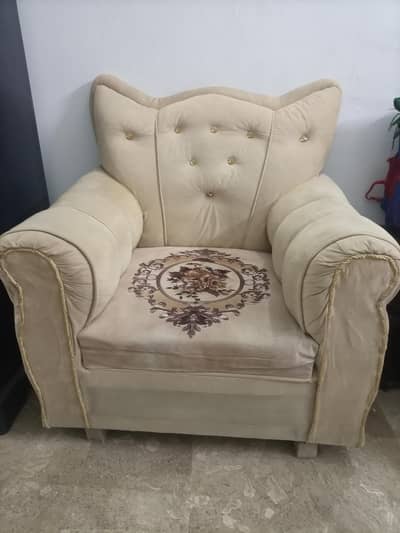 1 set 2 set 3 set sofa  Rs 18000