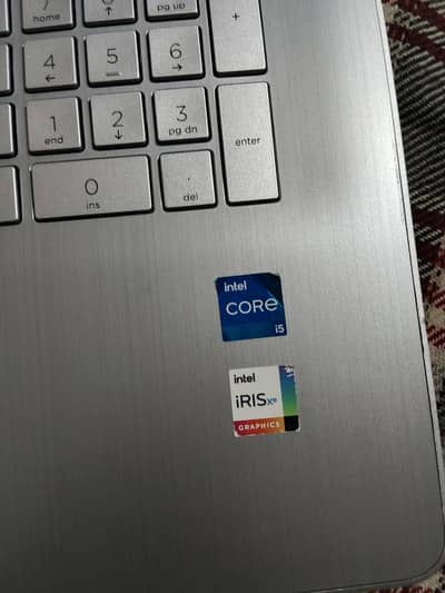 Hp laptop I5 11genration only 70000 urgent need money