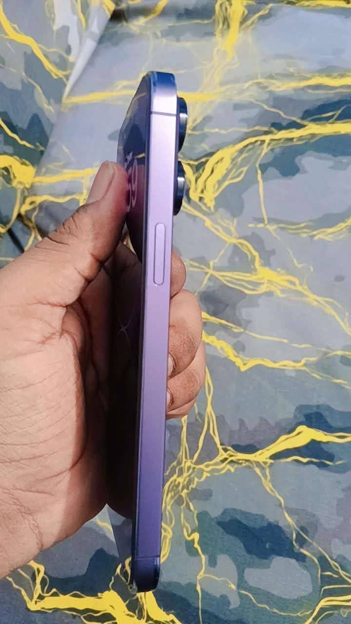 Apple iPhone 14 Pro Max 0