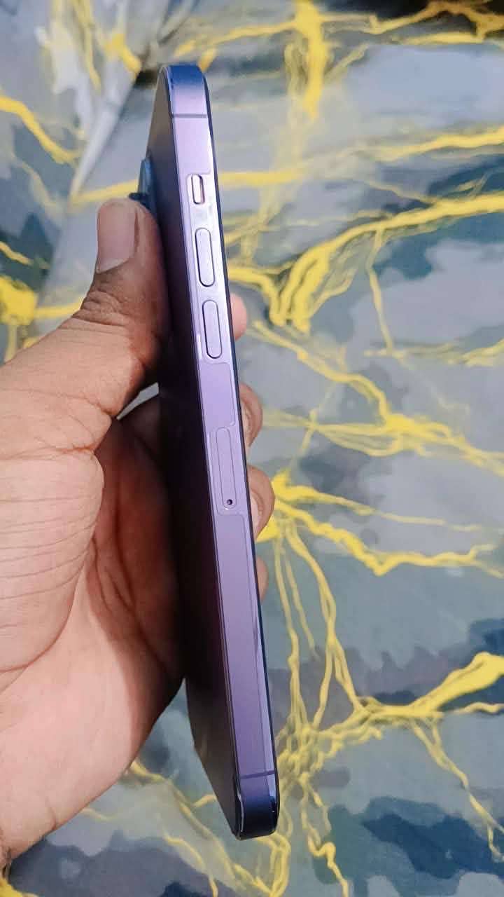Apple iPhone 14 Pro Max 2