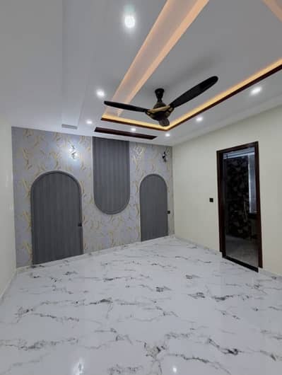House Is Available For sale In Central Park - Block A
