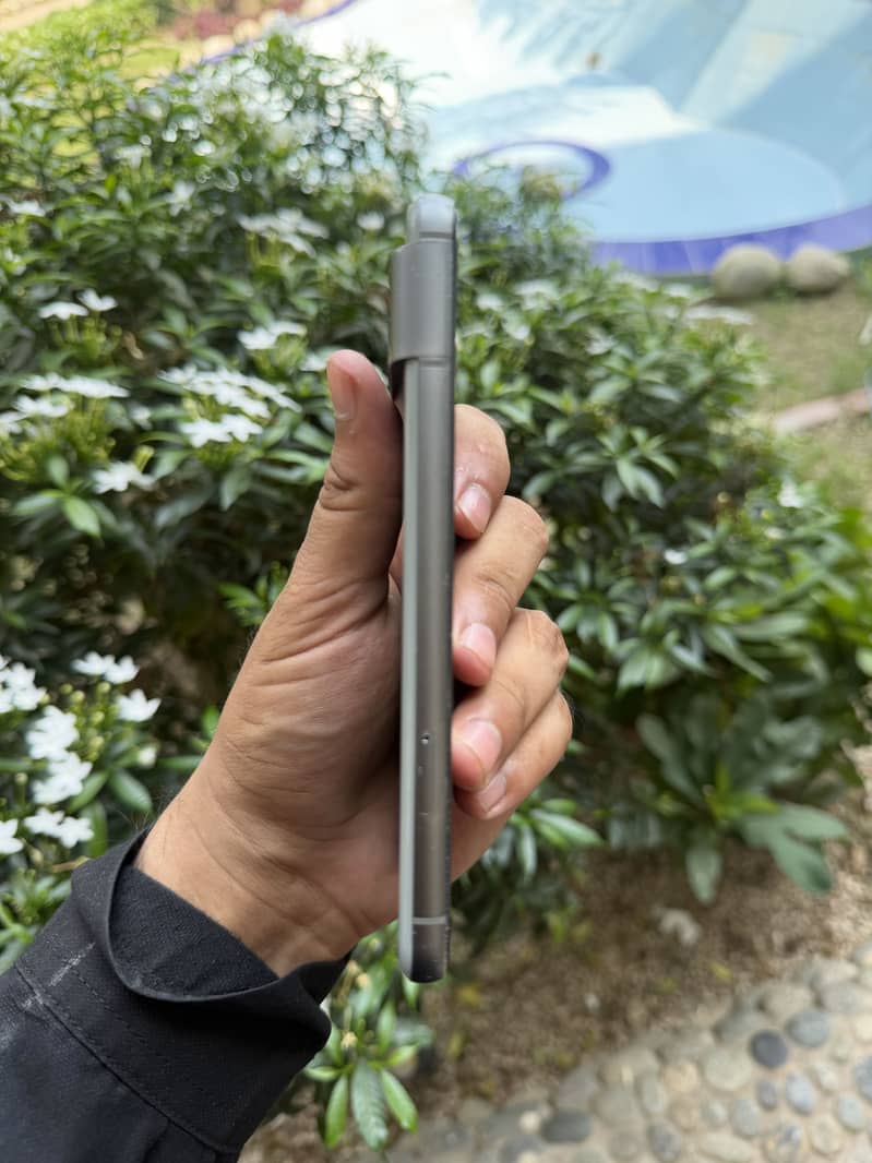 Google Pixel 8 1