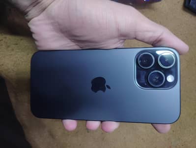 Apple iPhone 16 Pro Max