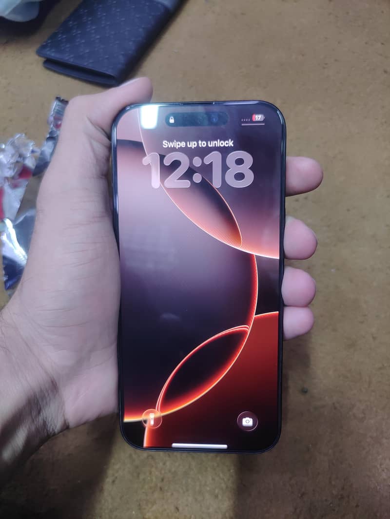 Apple iPhone 16 Pro Max 2