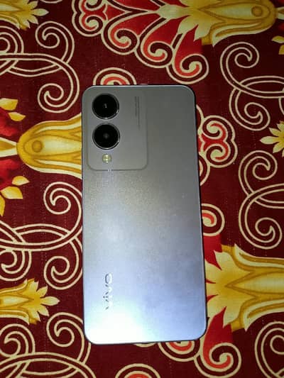 Vivo Y17s