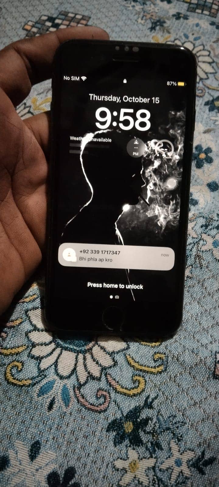 Apple iPhone 8 1