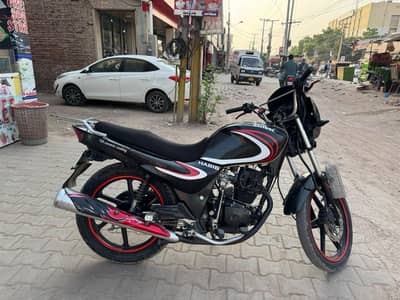 bike name Habib self start 5 gear colour black all ok copy later