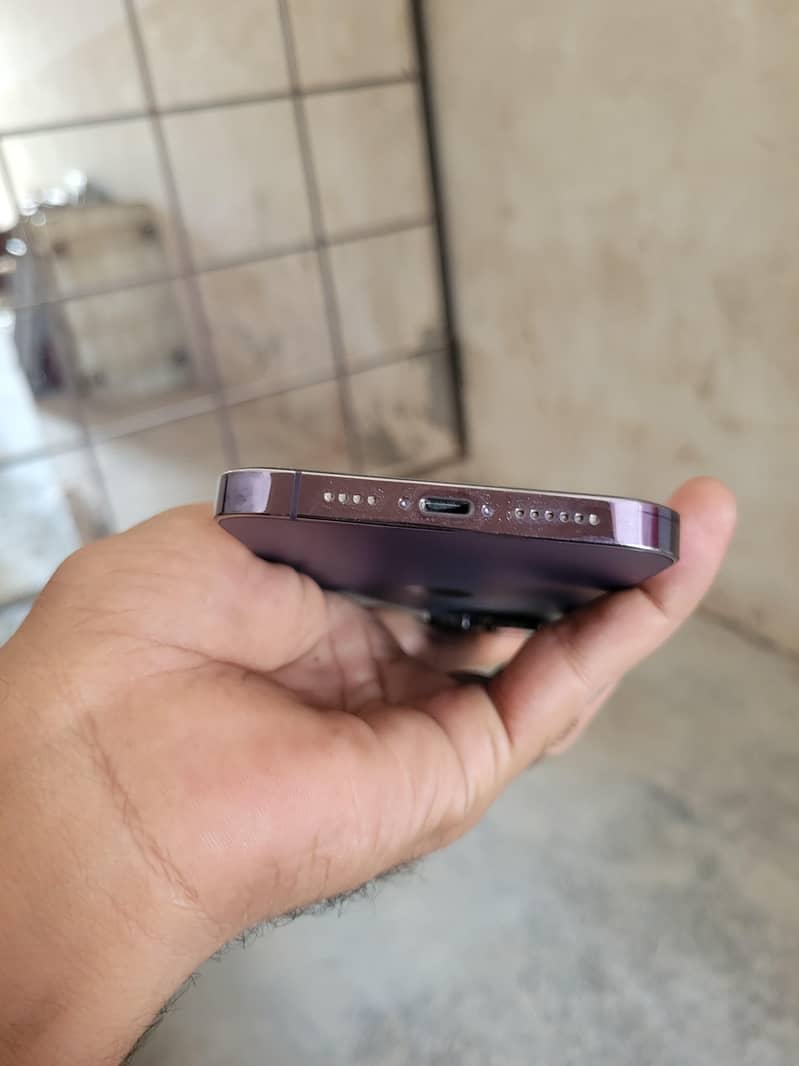 Apple iPhone 14 Pro Max 3