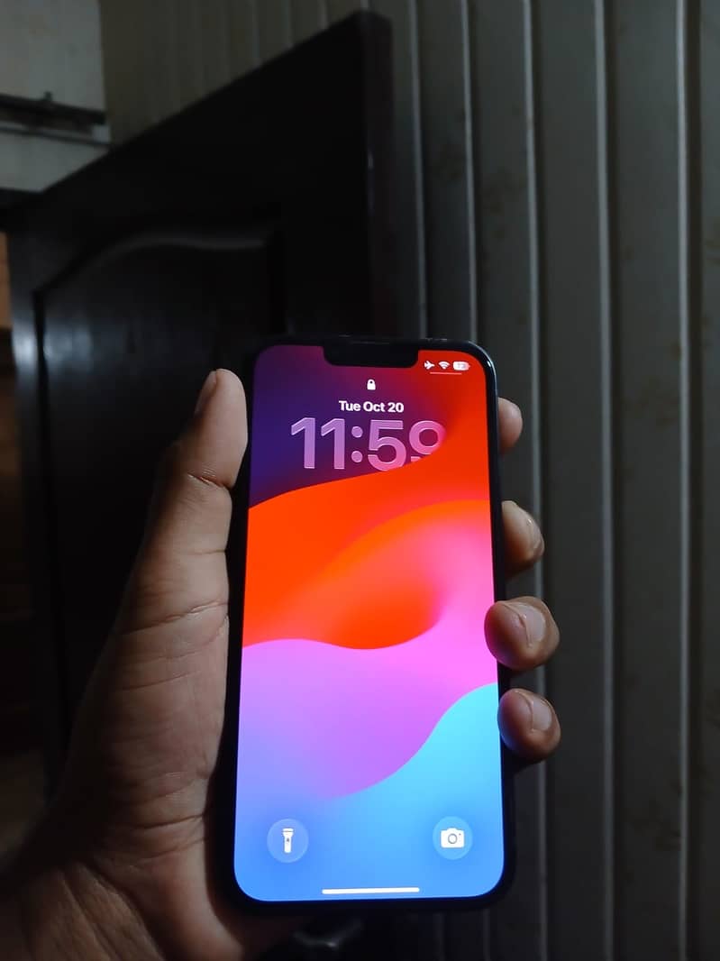 Apple iPhone 13 3