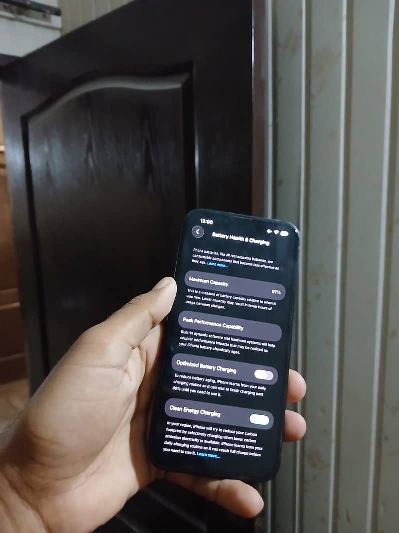 Apple iPhone 13 4