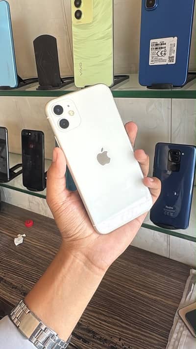 Apple iPhone 11