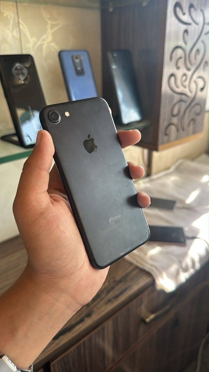 Apple iPhone 11 5