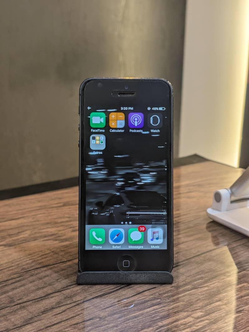 Apple iPhone 5 2