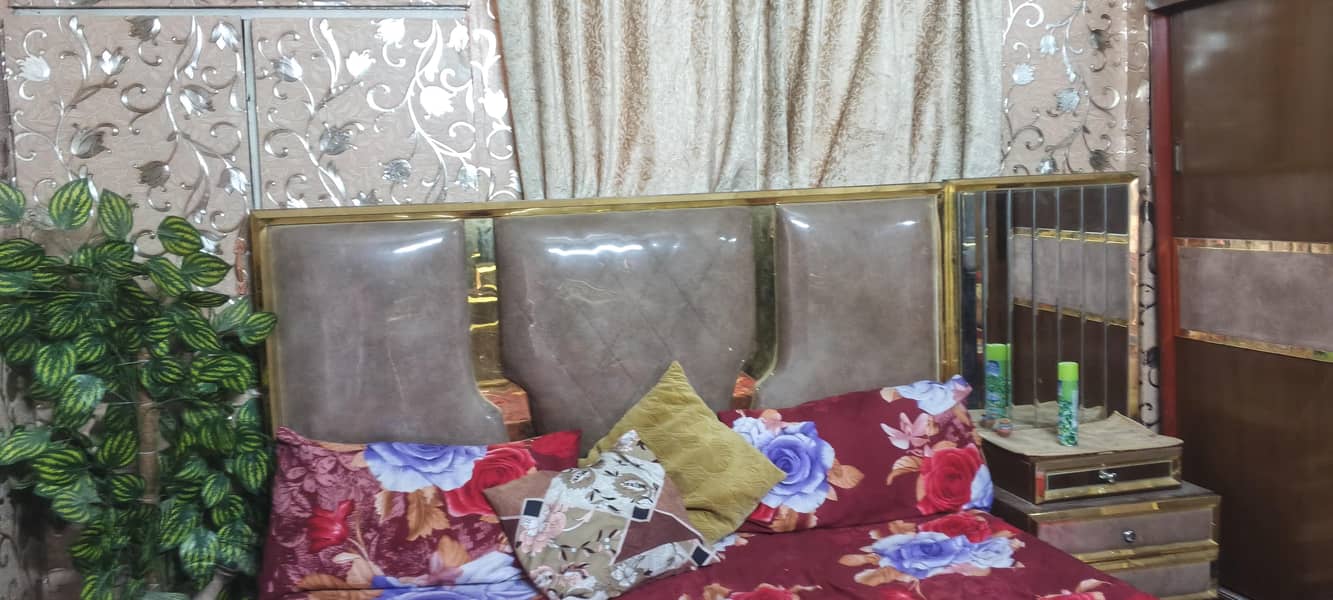 bed dressing side table 2