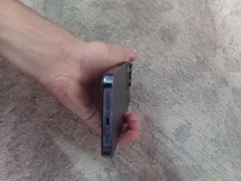 Apple iPhone 14 Pro Max 2