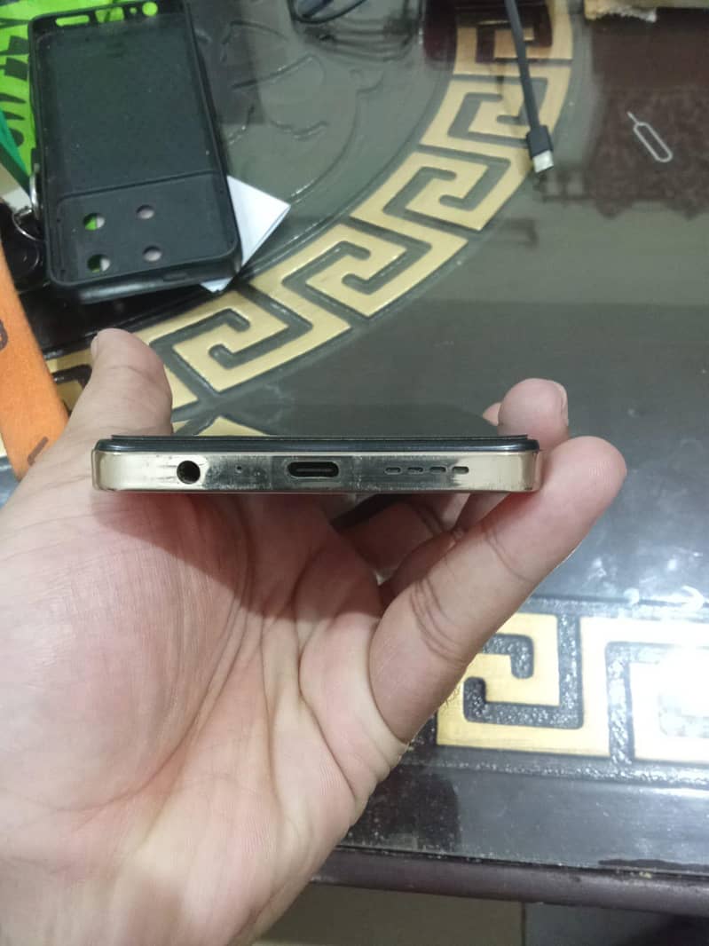 Infinix Note 30 4