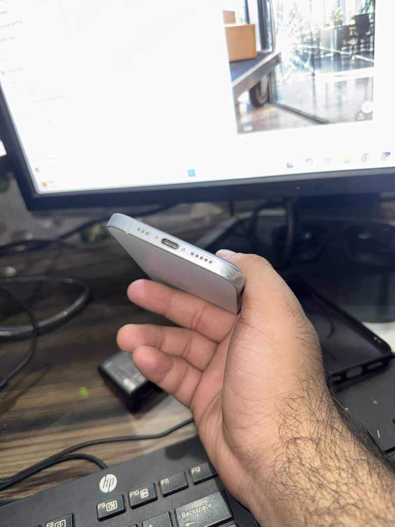 Apple iPhone 15 1