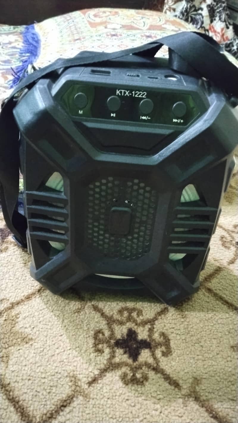 KTX1222 Speaker 3