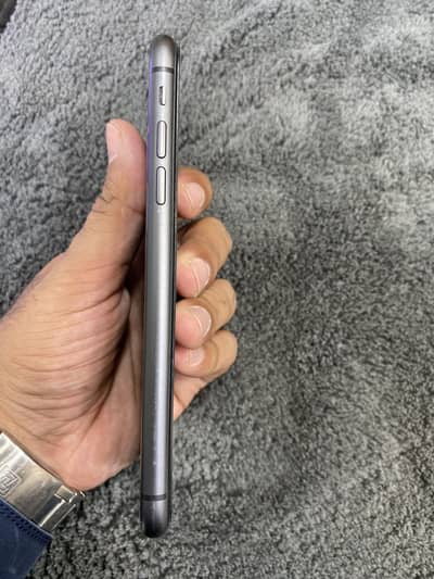 Apple iPhone 11 64 GB PTA Approved